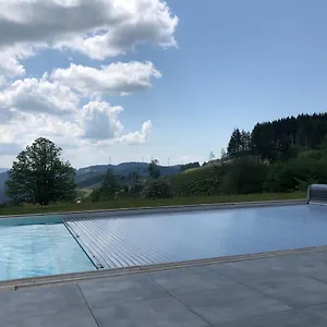 Le De La Goutte Lodge