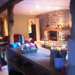  Apartment Chaleureux